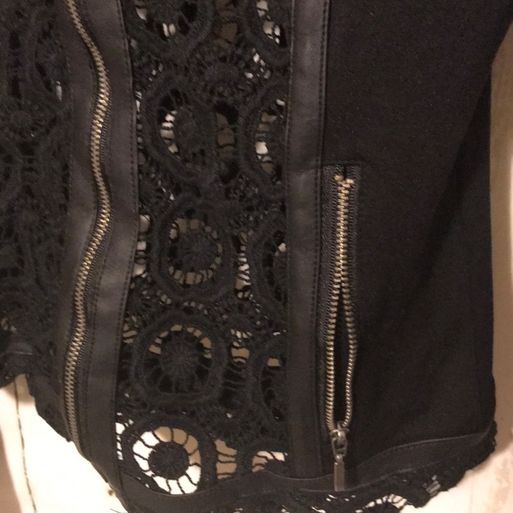 Jacket - Picture 6 of 8